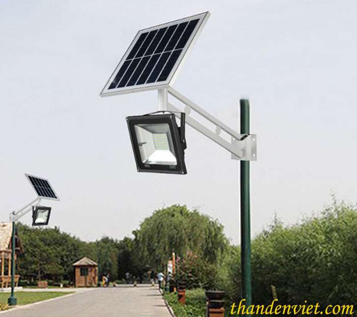 Đèn pha năng lượng mặt trời NK0004 50W