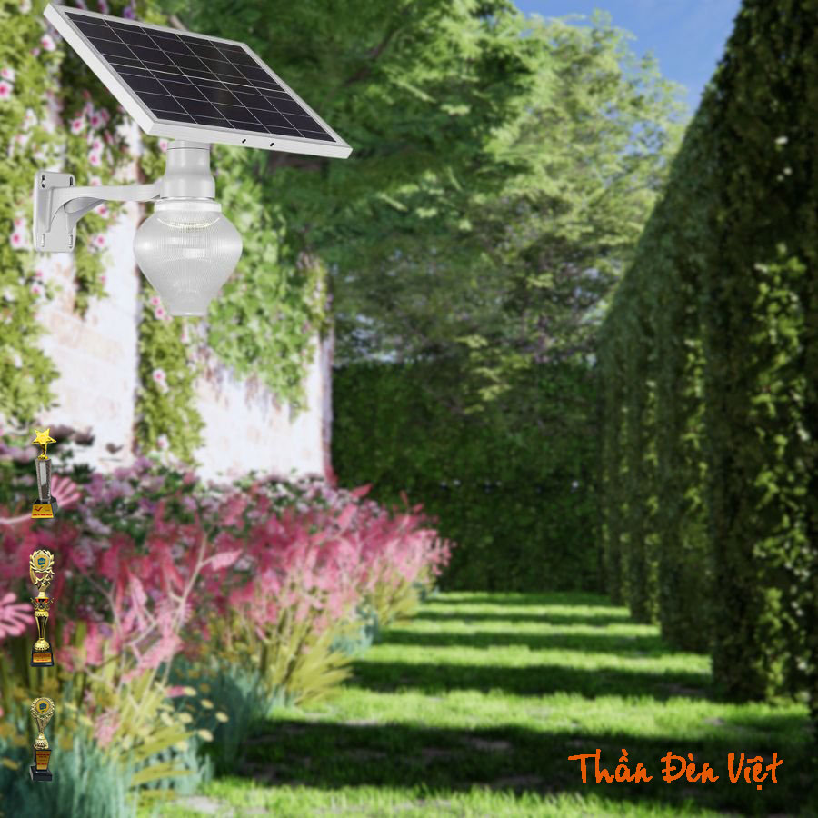 Đèn treo tường năng lượng mặt trời trang trí sân vườn