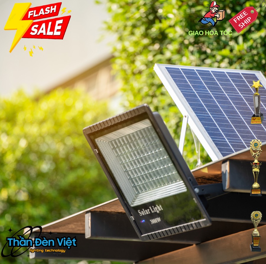 Đèn sân vườn năng lượng mặt trời 500W